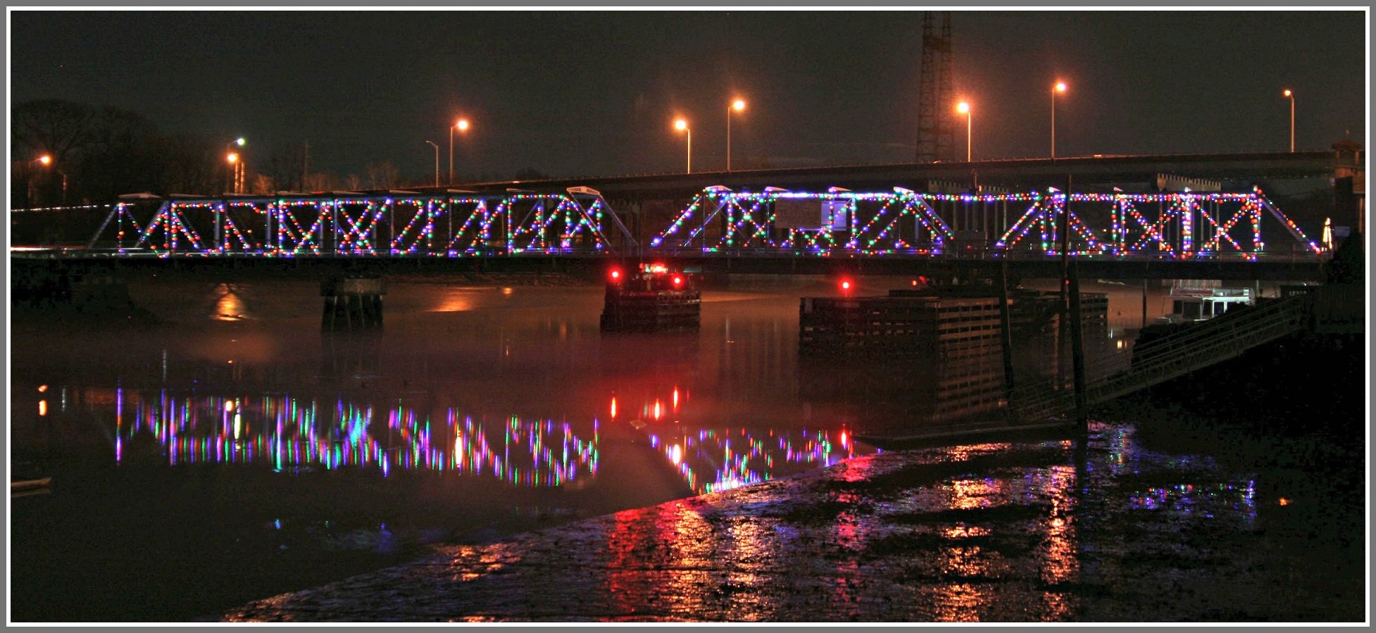 It’s A Wonderful Bridge 06880