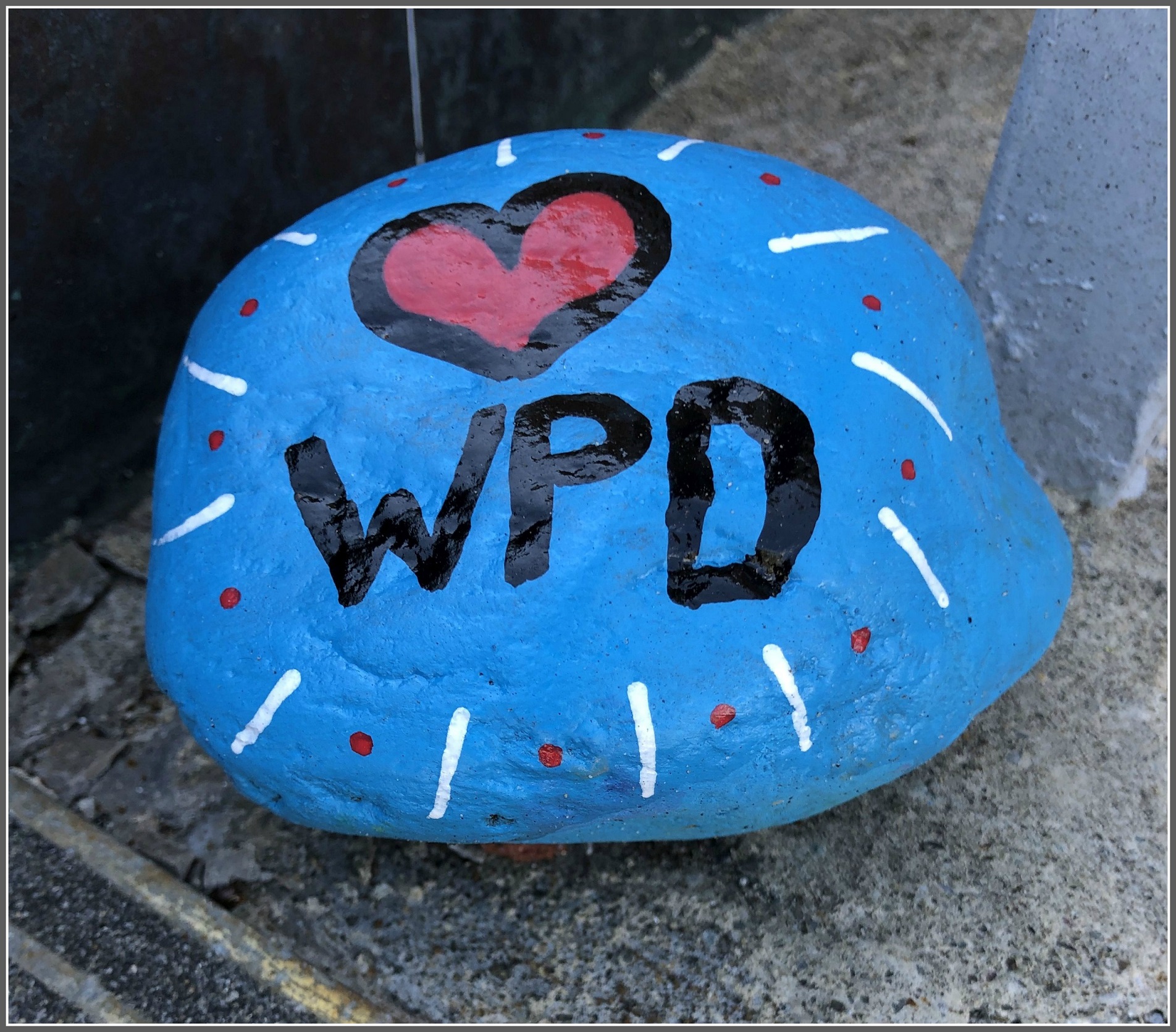 Police Rocks Pics Of The Day #1186 | 06880